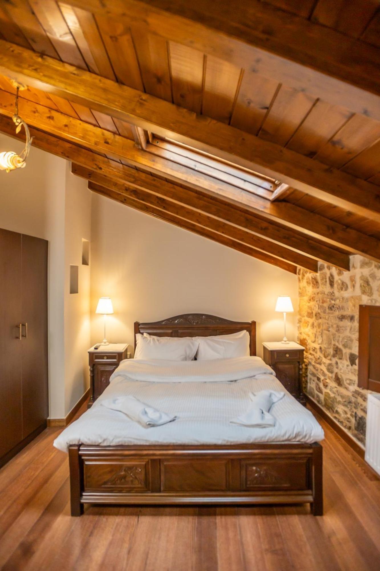 Guesthouse Lousios Dimitsána Eksteriør bilde